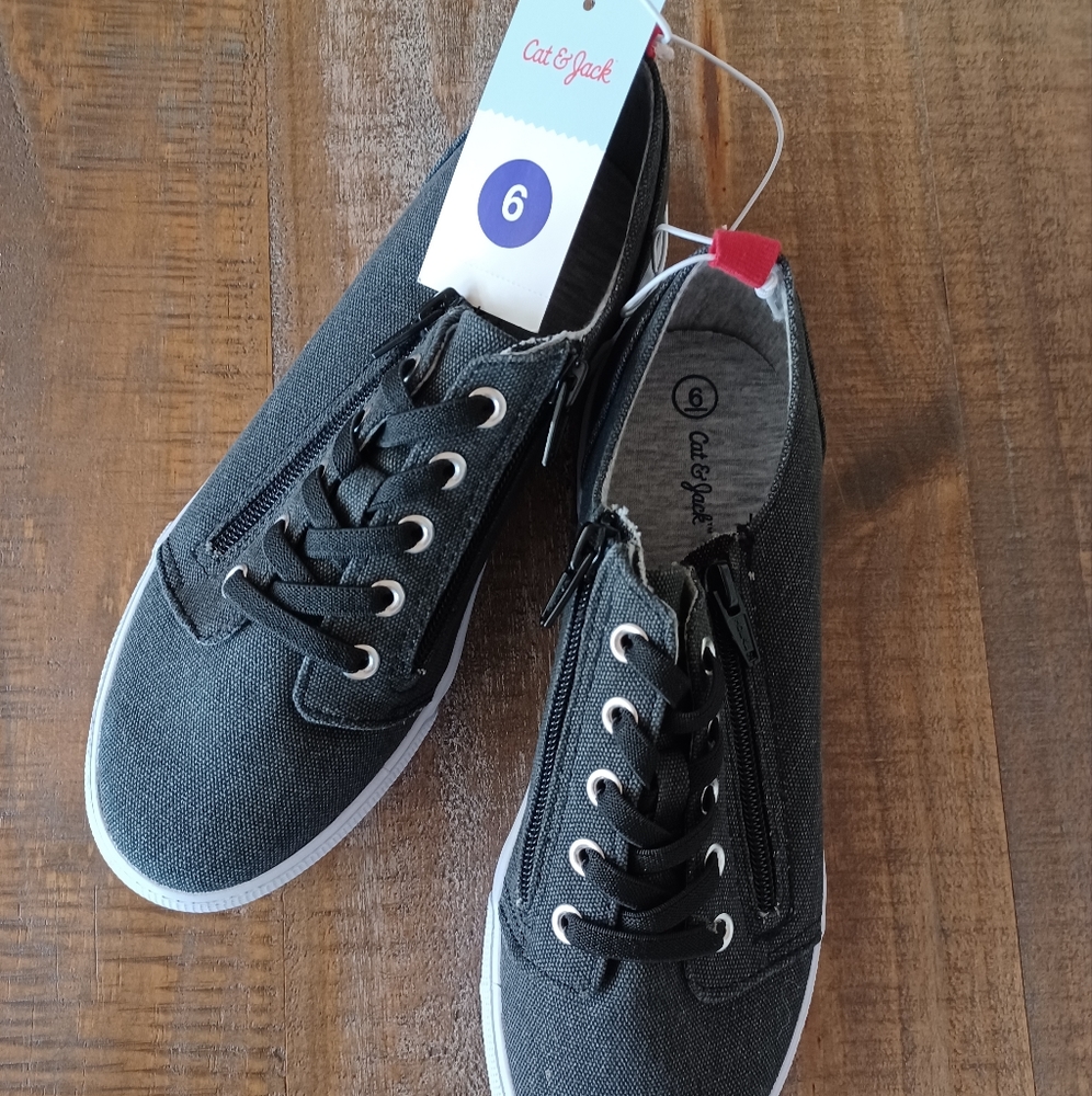 Boys Cat & Jack Sneakers